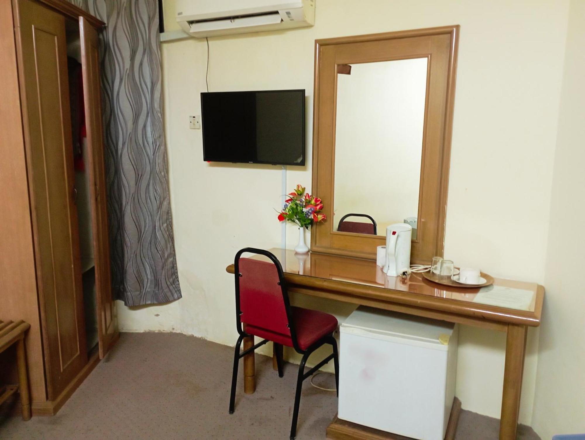 Suria Hotel Sdn Bhd Kota Bharu Esterno foto